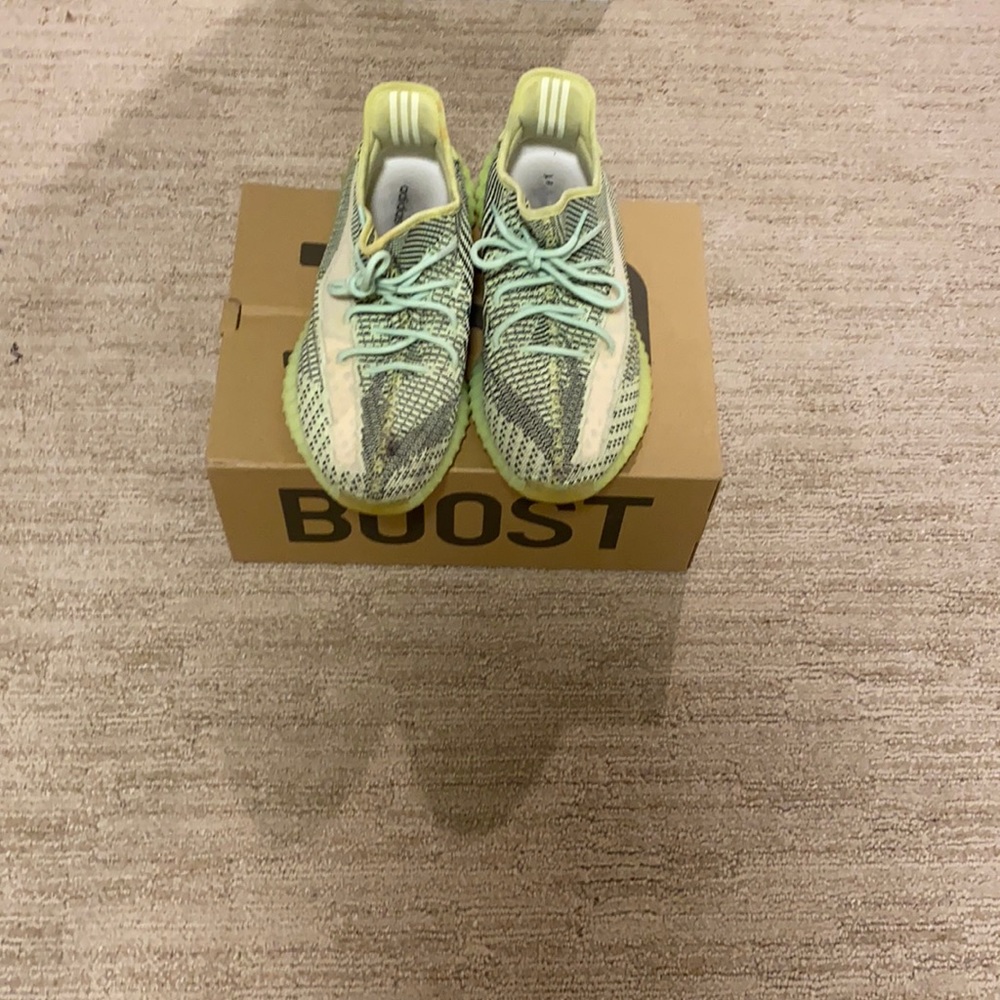 Yeezy 350 boost